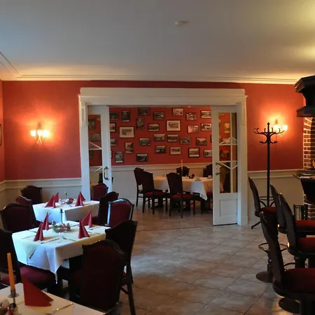 & Restaurant Maerkische Schweiz Hotel