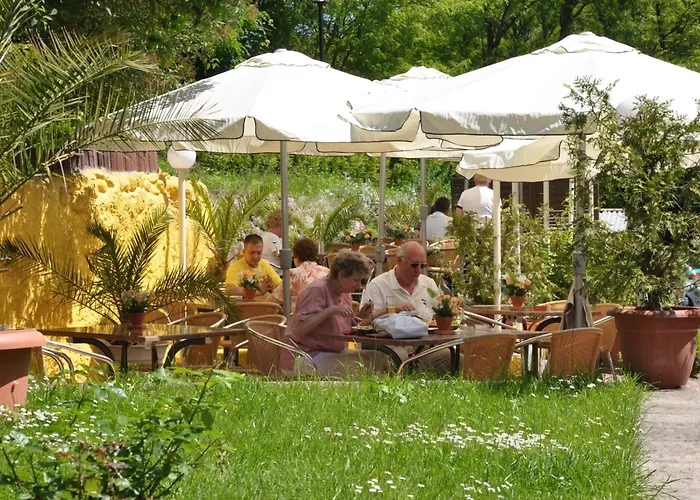 & Restaurant Maerkische Schweiz Buckow